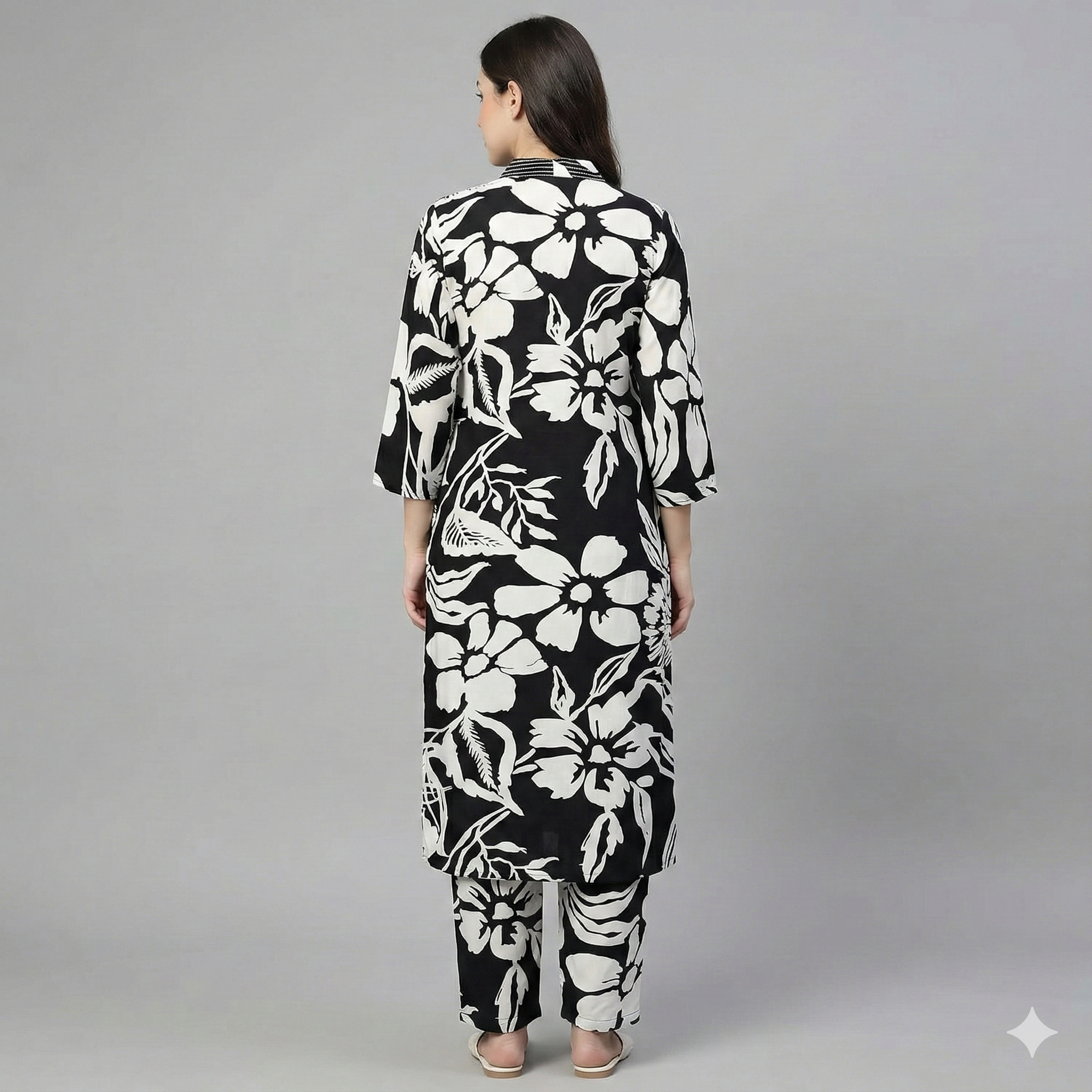 Black & White Floral Printed Cotton Kurta & Pant Set for Women – Elegant 2-Piece Co-ord